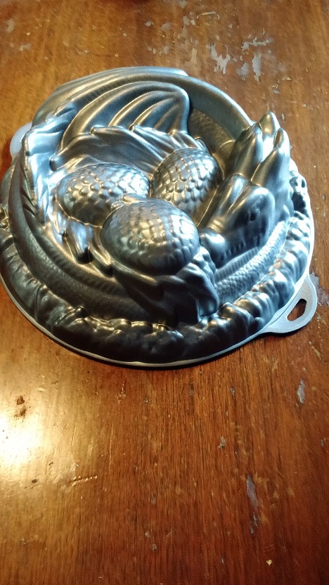dragon cake pan sm